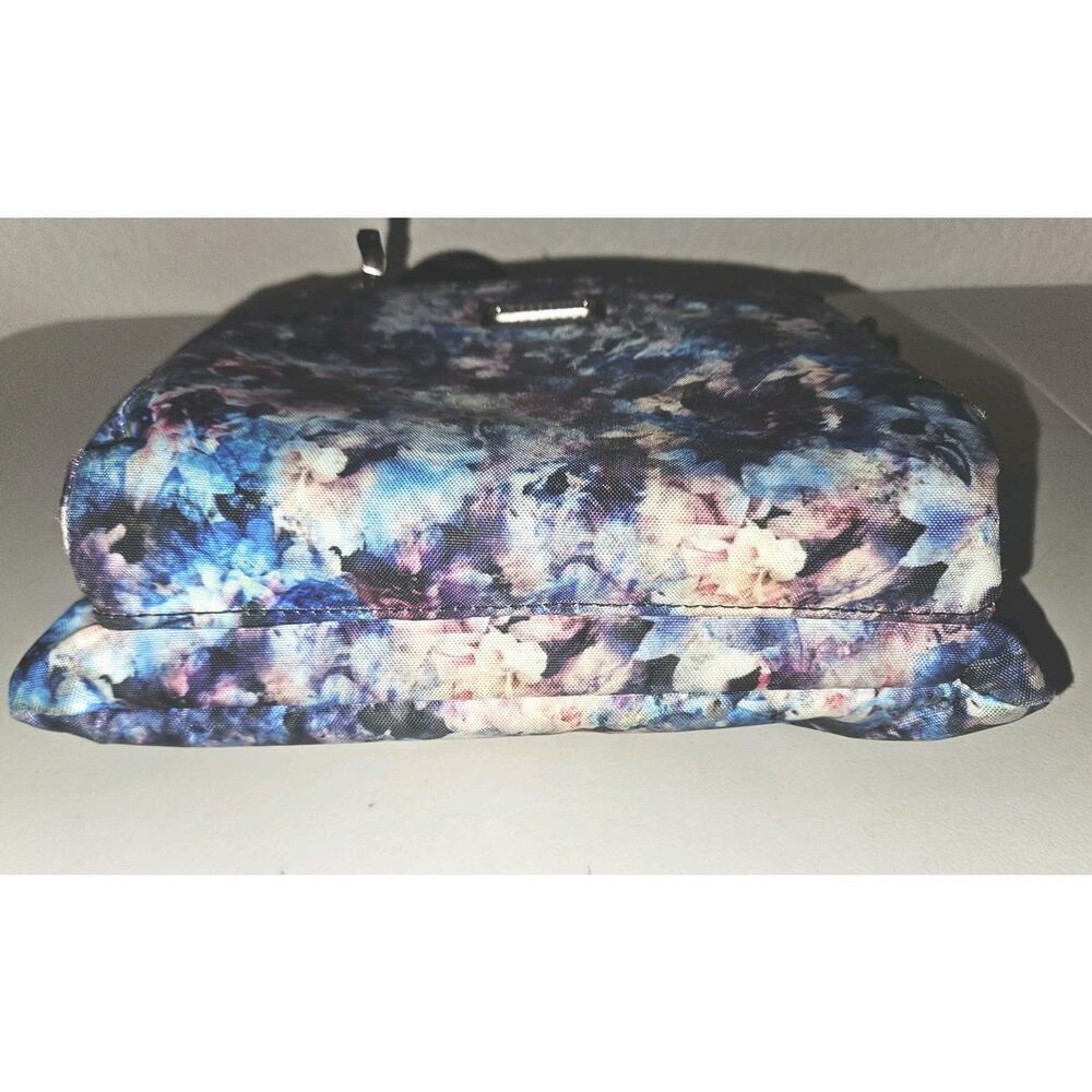 EUC! Baggallini Go Bagg Onyx Floral Black Gray with RFID 10x11x2 - Picture 4 of 9